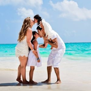 Meet your Posher, Eliot